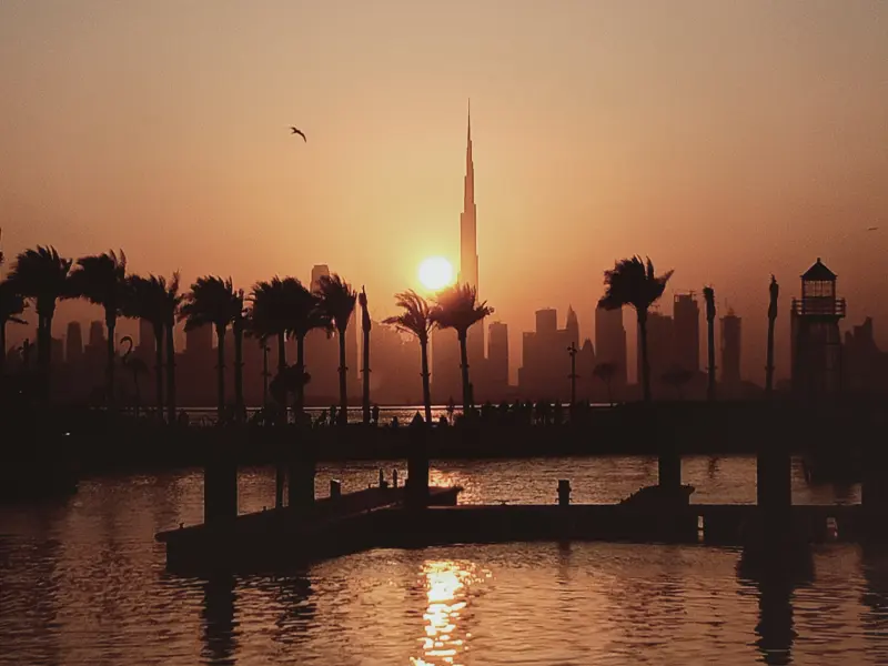 Watch The Sunset at Burj Khalifa